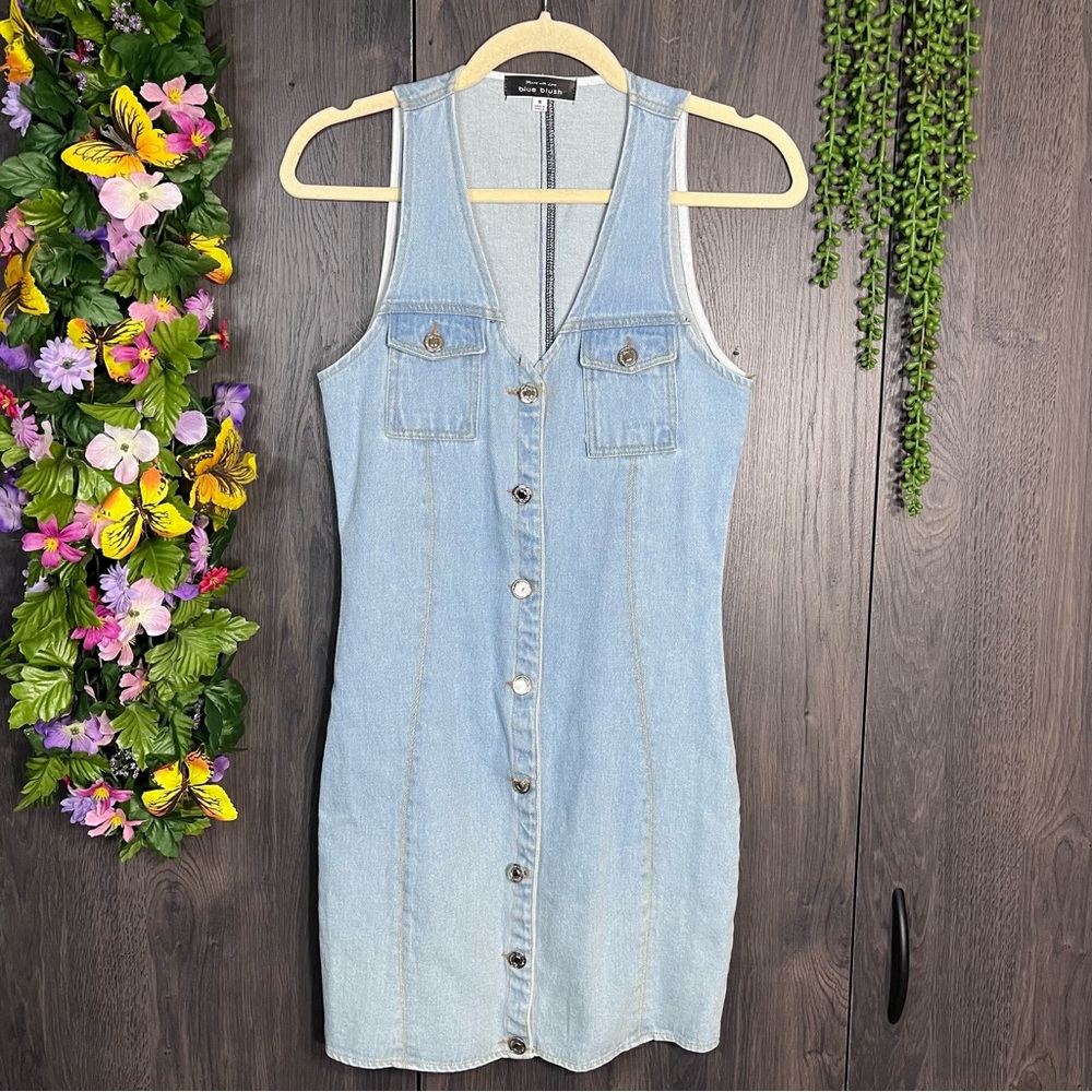 {💙2/$40💙Blue Blush Sleeveless Light Wash Denim Button Dress Size Small